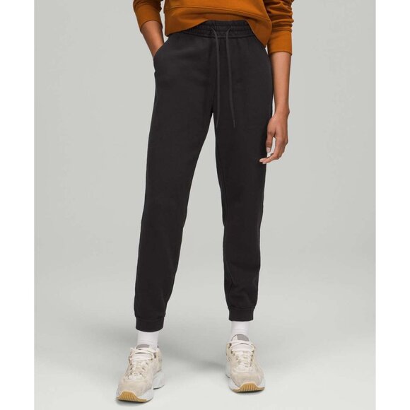 Lululemon Black Loungeful High-Rise Jogger Size 4 26837 - Picture 3 of 15